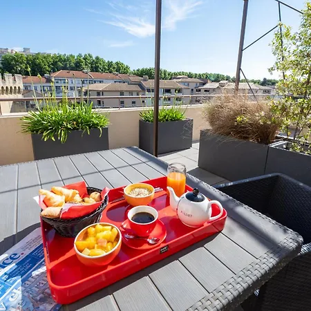 Ibis Avignon Centre Pont De L'Europe Hotel Exterior photo
