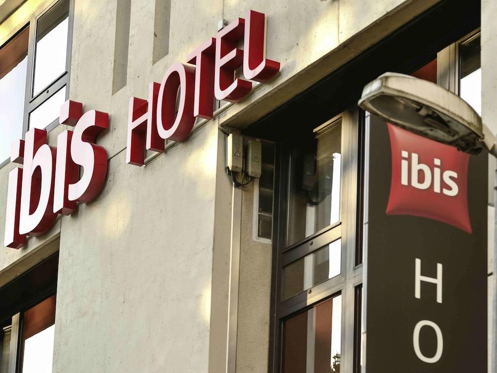 Hotel Ibis Centre Pont De L'europe