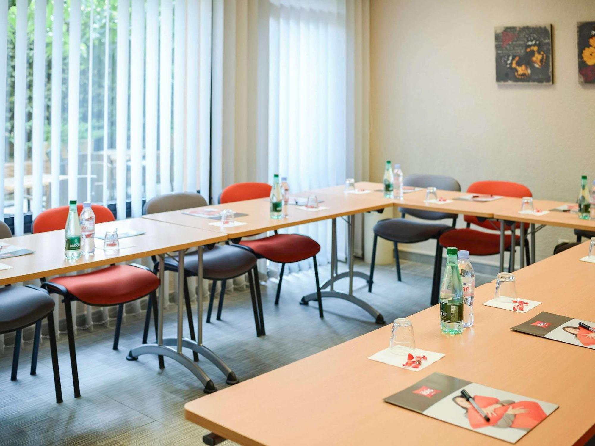 Ibis Centre Pont De L'europe Hotel Avignon