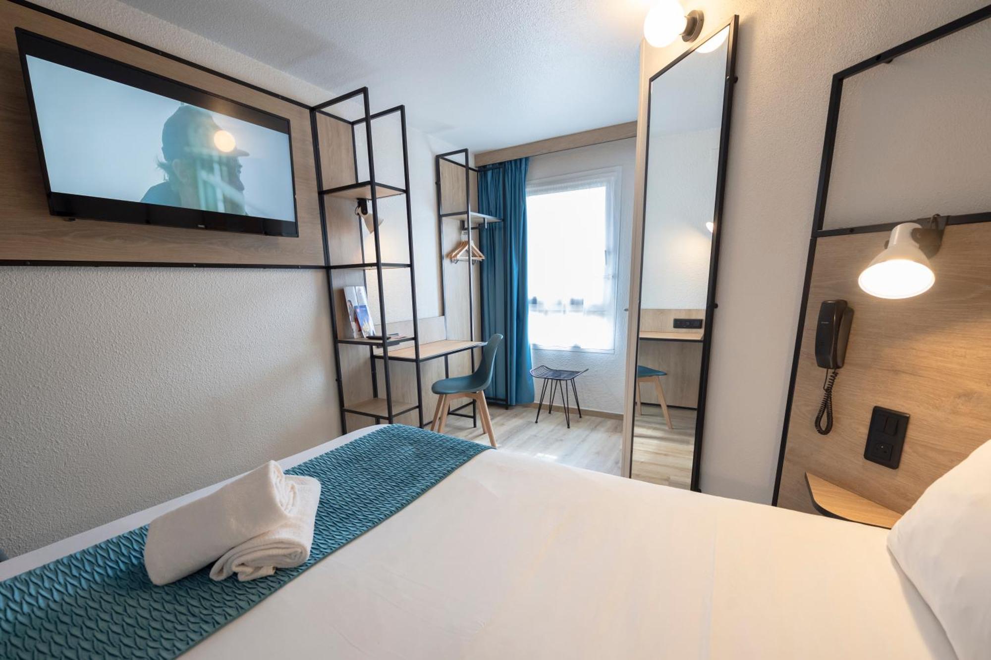 Ibis Centre Pont De L'europe 3*